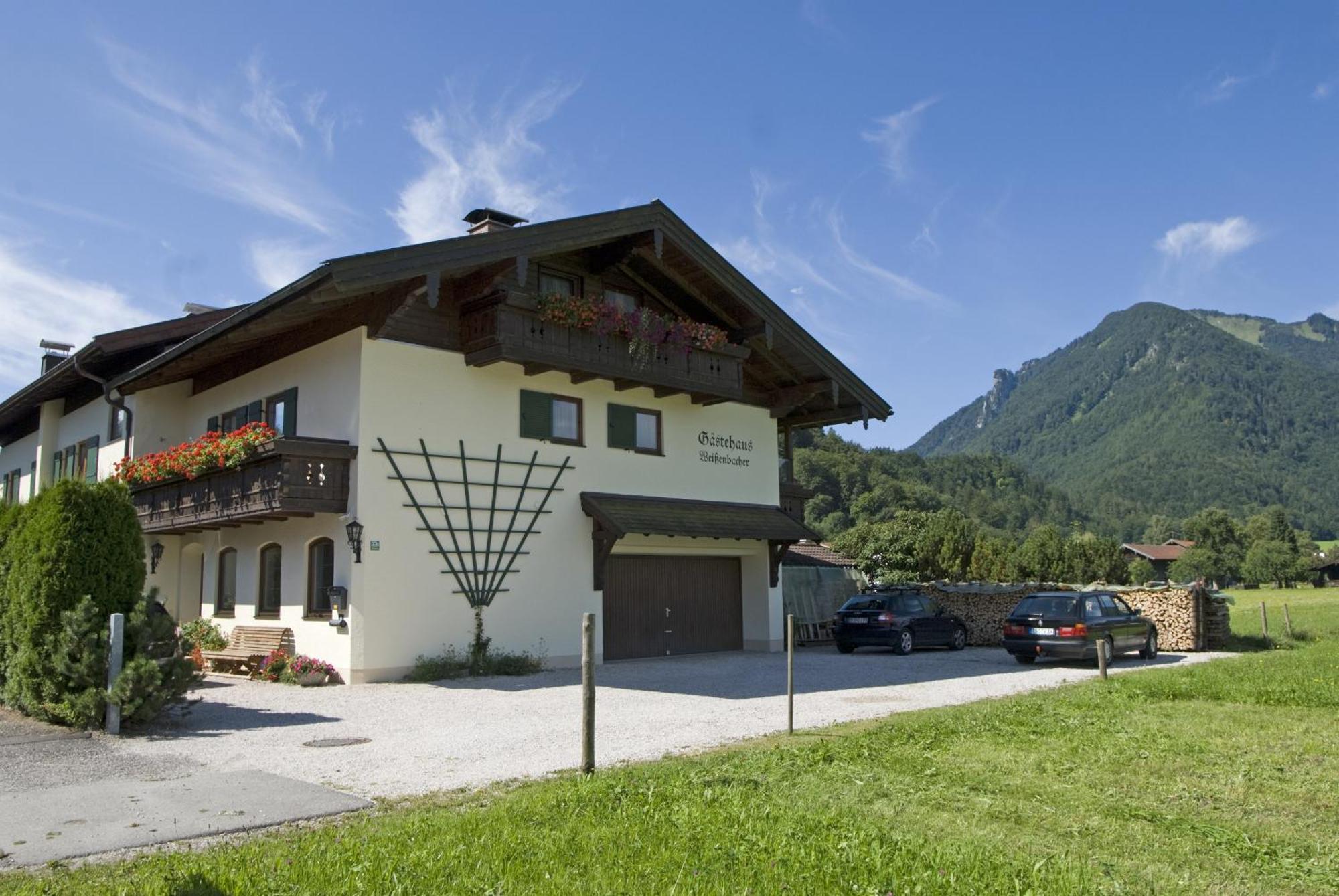 Gaestehaus Weissenbacher-Ferienwohnungen Marquartstein Bagian luar foto
