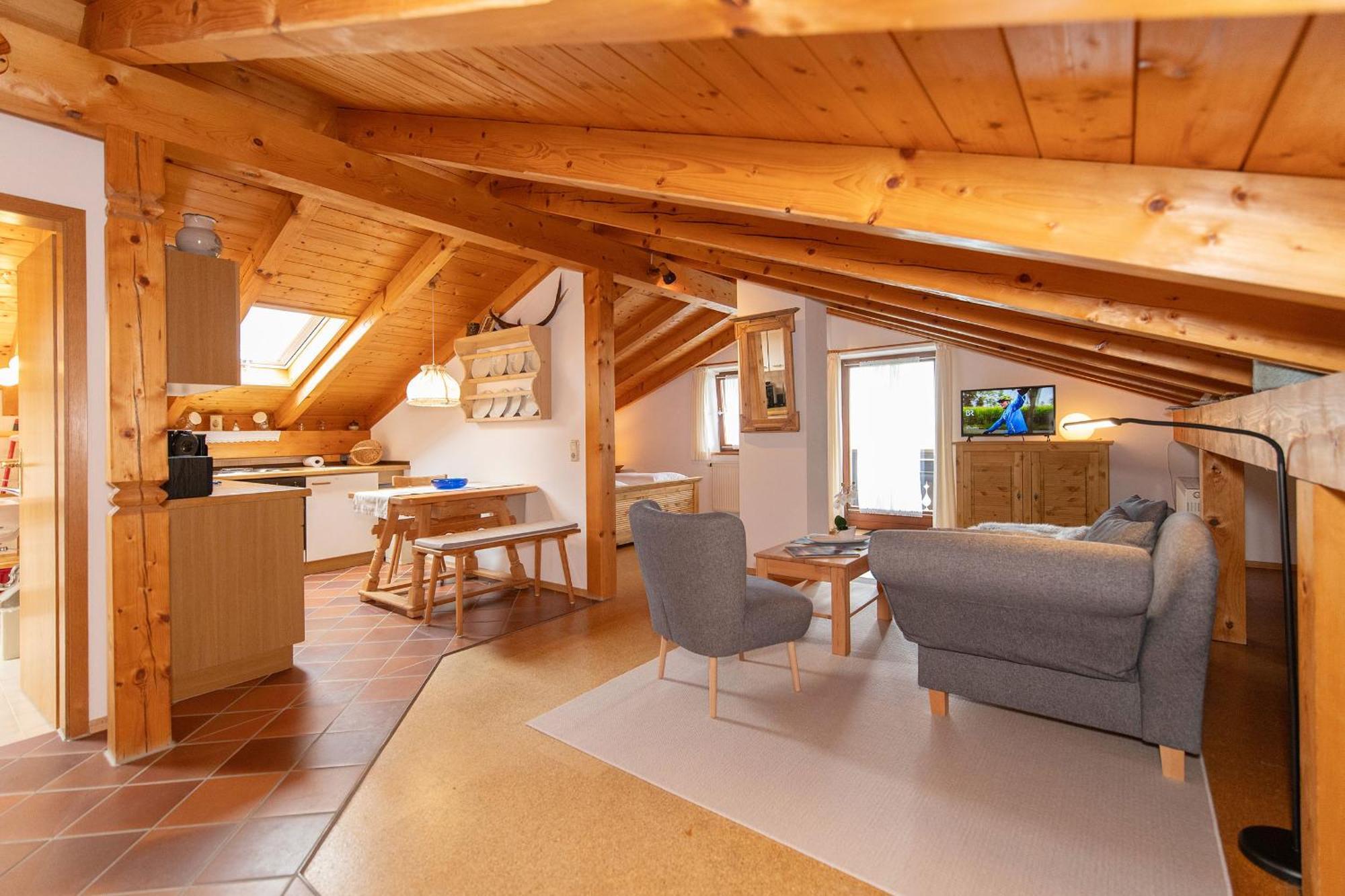 Gaestehaus Weissenbacher-Ferienwohnungen Marquartstein Bagian luar foto